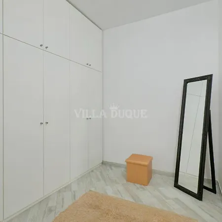 El Duque Modern With Pool * 阿德耶