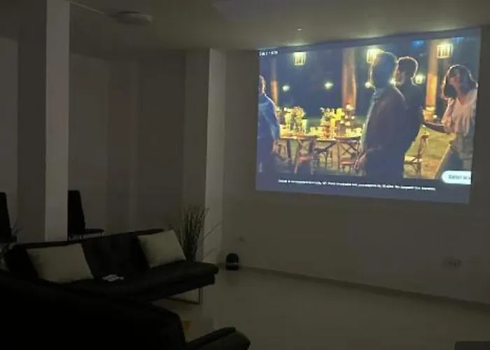 El Duque Modern With Pool 别墅 *