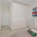 El Duque Modern With Pool 阿德耶