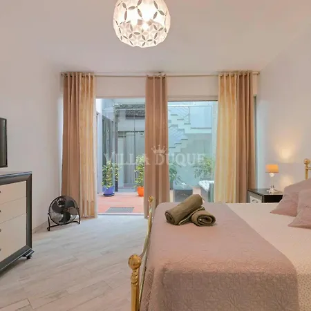 El Duque Modern With Pool