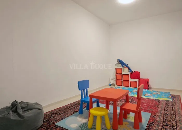 El Duque Modern With Pool ヴィラ