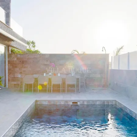 El Duque Modern With Pool *