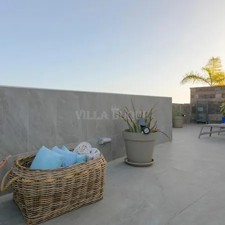 El Duque Modern With Pool *