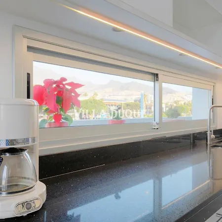 El Duque Modern With Pool *