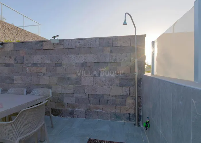 El Duque Modern With Pool