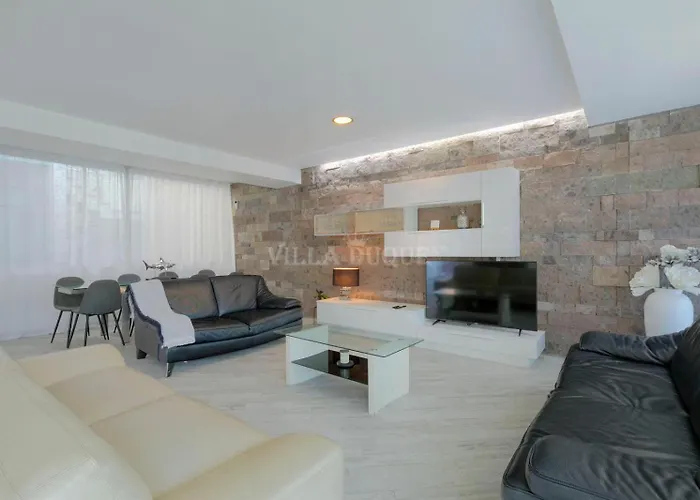 Villa El Duque Modern With Pool